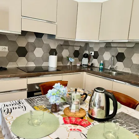 Dreams In Vaticano - Metro A רומא